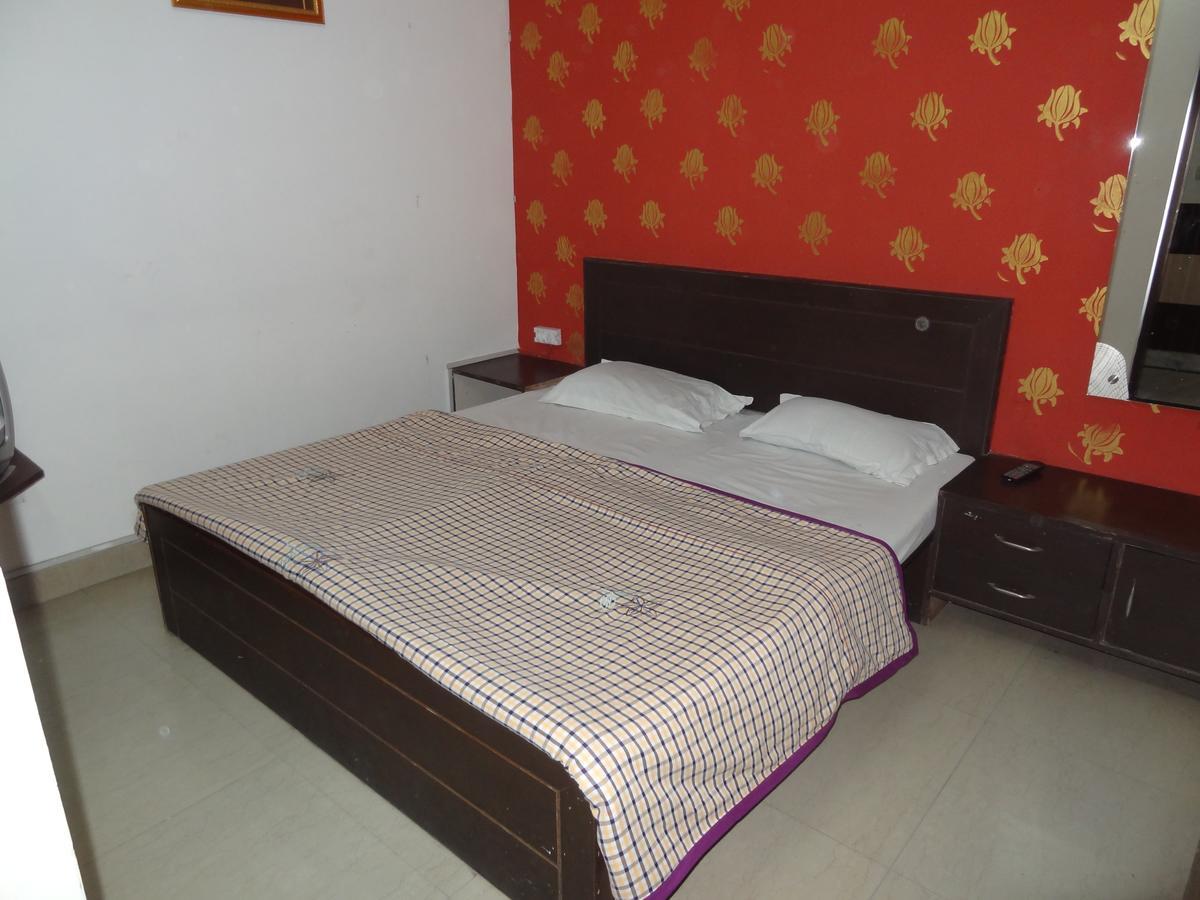 Hotel Aashiyanaa Palace Agra (Uttar Pradesh) Exterior photo